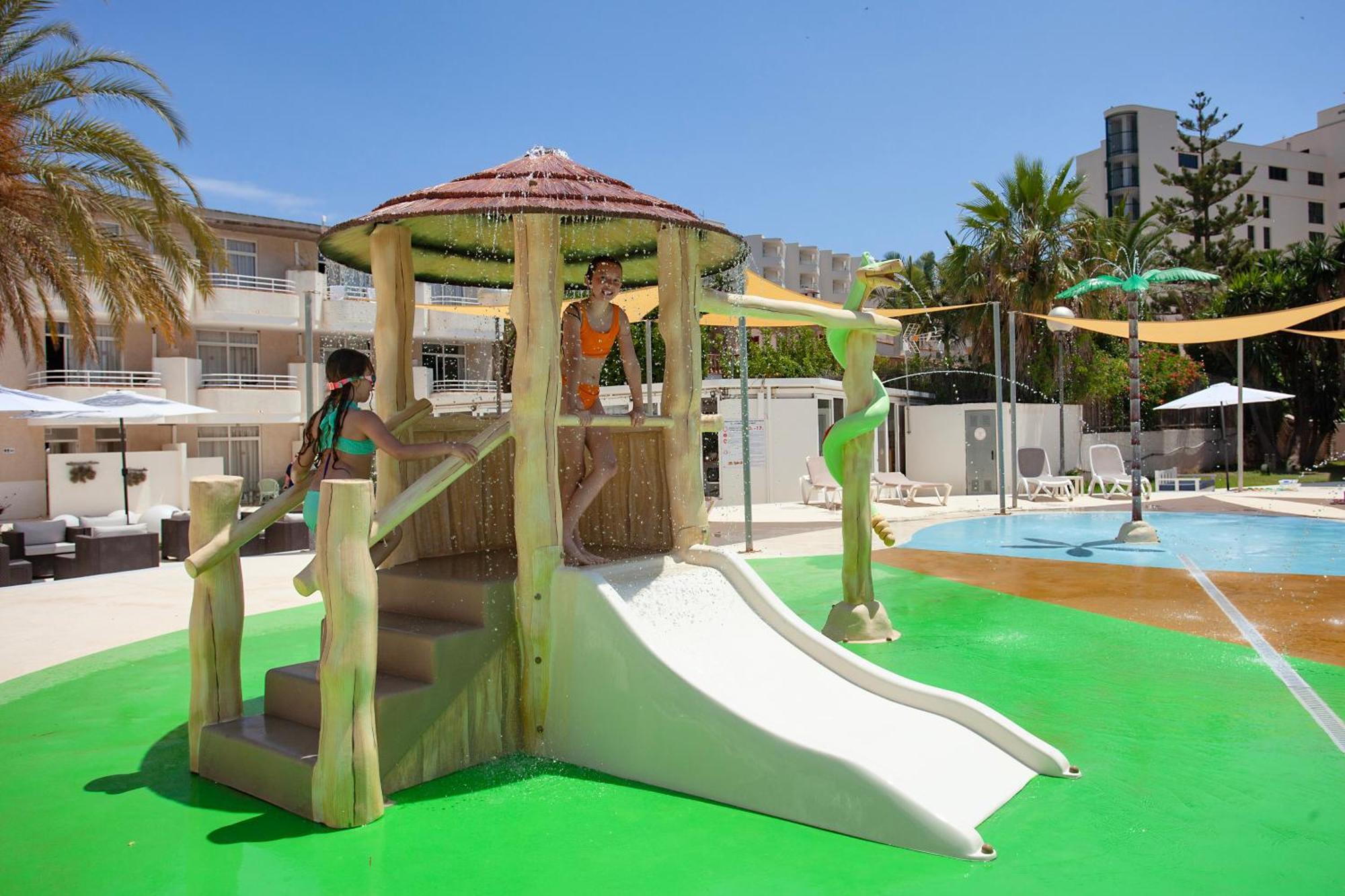 Bj Apartamentos Club Sa Coma Sa Coma  Exterior foto